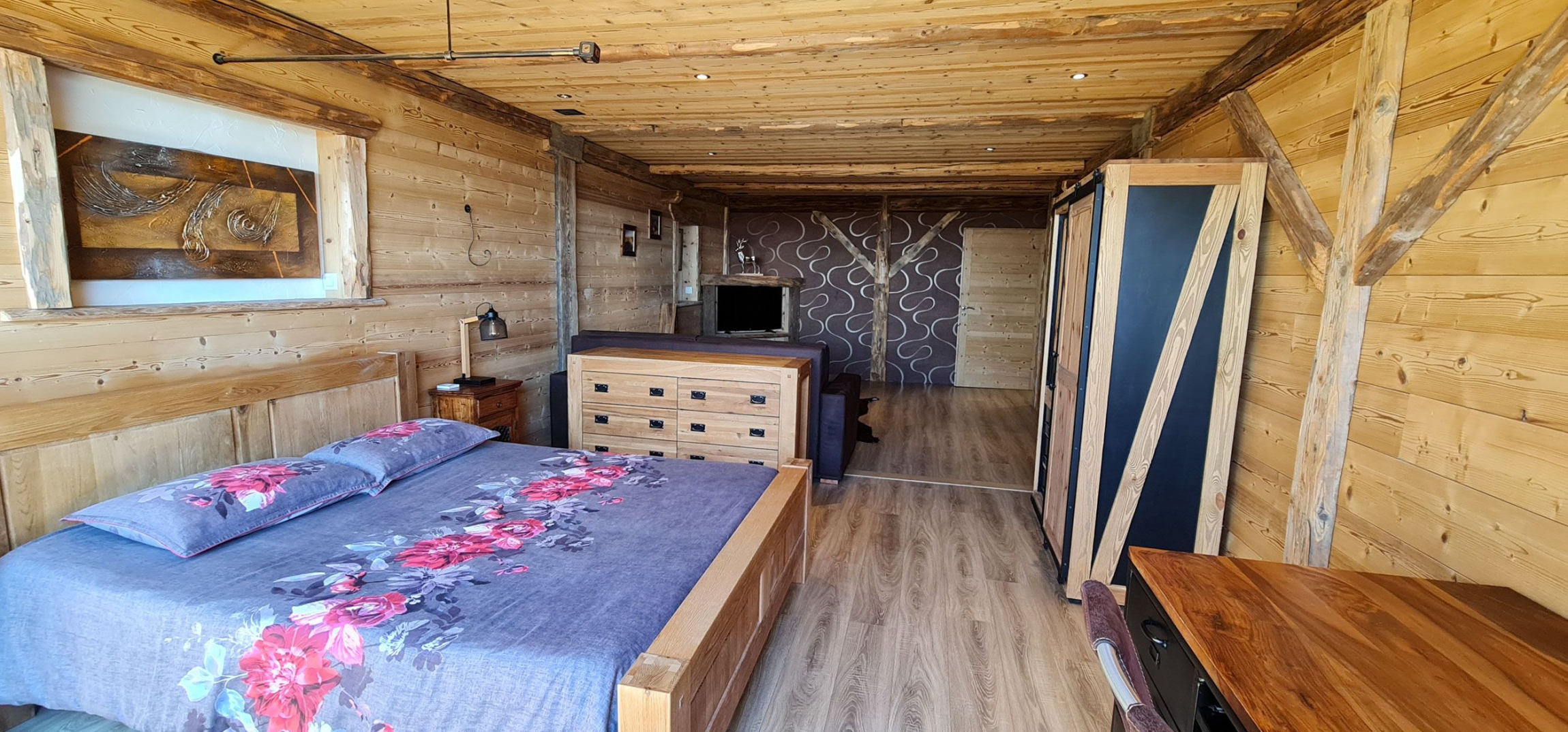 Photo 5/6 — Gîte insolite « Le Repère des Anges · Larnod, Bourgogne-Franche-Comté » à Larnod Besançon